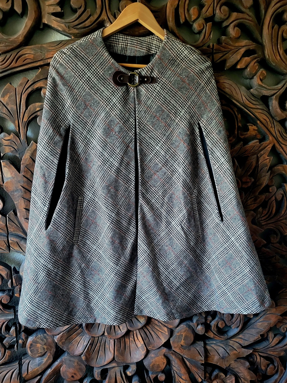 Plaid Wool Cape with Leather Buckle Closure - Gray with Subtle Red Accents